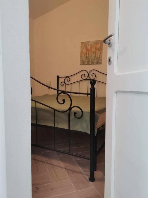 Casa Di Lu' - Bilocale Con Giardino - Porto Pollo Daire Dış mekan fotoğraf